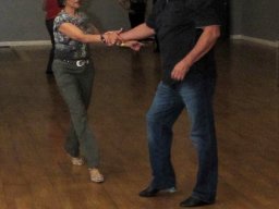 BB 04 SOME OF OUR BEST DANCERS PRE XMAS 10-06-2015_XMAS TREE_2211